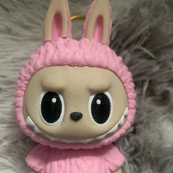 Pink-3D printed Labubu keychain! - Picture 3 of 3